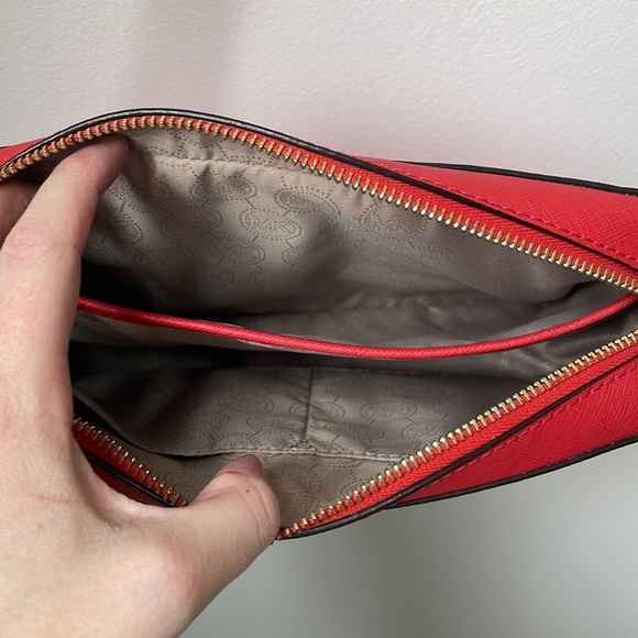 Michael Kors Purse - Picture 4 of 4